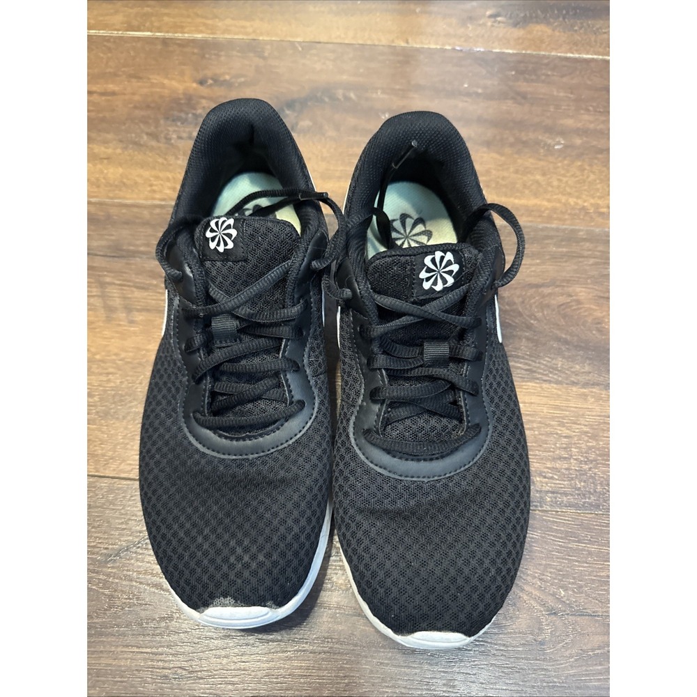 Nike TanJun Running Shoes Women's Black White DJ6257-004 Size 9.5